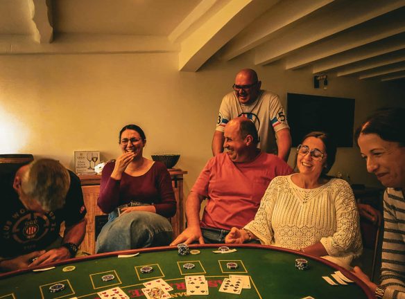 animation-famille-anniversaire-mariage-casino-prive-ambiance-antibe-grasse-nice-cannes